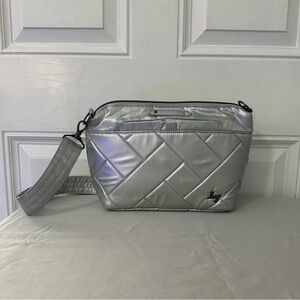 Lug Flare metallic silver